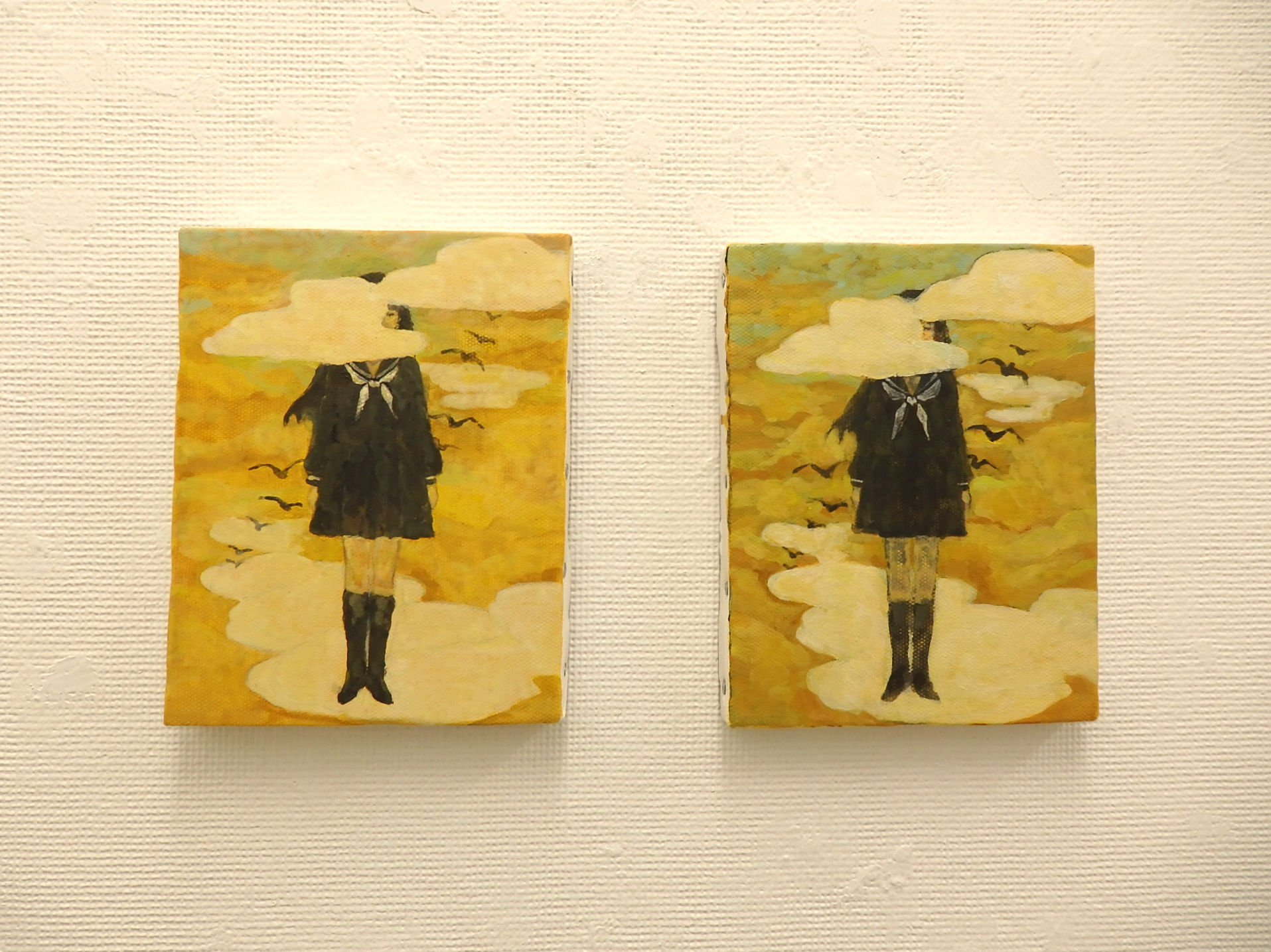 （左）「補完された少女凸」（右）「補完された少女凹」油彩、キャンバス　F0　2017