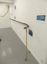 「いしたち」石粉粘土、鉄、炭、バーミキュライト　サイズ可変　2017