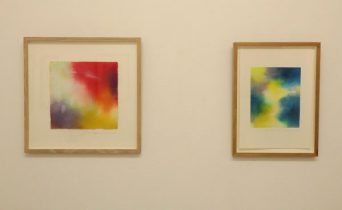 （左）「色奏—影映 P18-1」（右）「色奏—影映 P14-5」