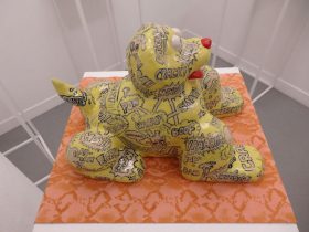 「Timed doghouse」 陶　200×190×300mm　2018