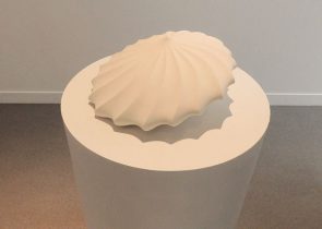 「分化-6」磁器土、鋳込み　φ30×H15cm　2018