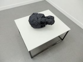 「たしかむ 5」陶　H230×W360×D240mm　2018