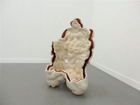 「空（くう）#4」陶土、テラコッタ　H82×W55×D42cm