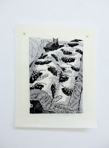 「猫と蒲団」和紙、墨（木版）　24.5×17cm　2016