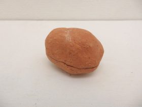 「自問自答する日々」陶　2019