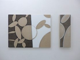 （左）「work_041」（右）「work_042」麻布にアクリル絵具　 2019