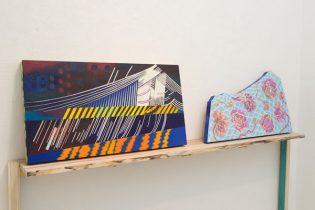 （左）「Budapest↔TokyoⅠ」（右）「Hide-and-seek」