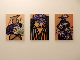 （左から）「ジャカランタとナミビアの女性たち2（ウィントフックの街中で）」「ジャカランタとナミビアの女性たち1（ただ見つめる時間）」「ジャカランタとナミビアの女性たち3（花のように魅力的な女性）」