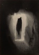 「Shim」木製パネル、ピグメント、水晶末、膠　33.3×24.2cm　2019