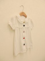 「すとーりーぼたん」 陶　H10×W23×D20mm　2021