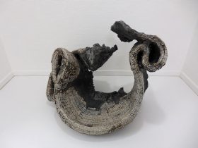 「臨界 No.5」陶　H400×W410×D220mm　2021