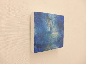 「close your eyes 2021 No.7」パネル、寒冷紗、石膏地、顔料、アクリルメディウム　150×150mm　2021