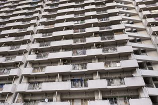 「大崎の集合住宅」インクジェットプリント、アルミ複合板　687×1030mm　2022