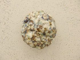 「無垢」 陶、木　H850×W850×D100mm　2022