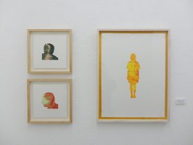 （左上）「ユメヨミ #006」（左下）「ユメヨミ #002」（右）「Treasure Inside #003」