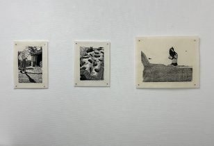 （左から）「小屋」「猫と蒲団」「黒猫」