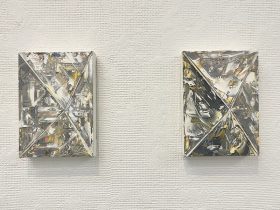 （左）「ダイヤモンドとしてB」（右）「ダイヤモンドとしてA」油彩、キャンバス　180×140mm(F0)　2022