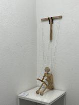 「マリオネット」