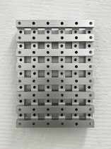 「層一格子プロトタイプB7」アルマイト加工されたアルミニウム　H30×W22×D6cm　2022