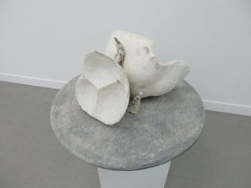 「似て⾮なるもの」陶　H260×W450×D400mm　2024