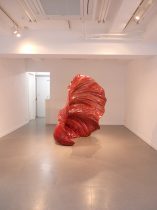 「赤のMotion」漆、螺鈿 H200×W150×D100cm 2024