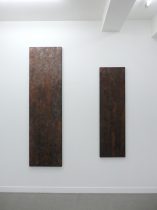 「杭」木製ボードに胡粉、墨汁、岩絵具、土絵具、銀泥