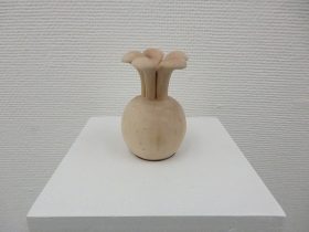 「untitled 25-5」木　W4×D4×H6.5cm　2025