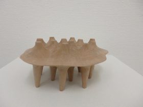 「untitled 25-13」木　W11.5×D9×H4.5cm　2025